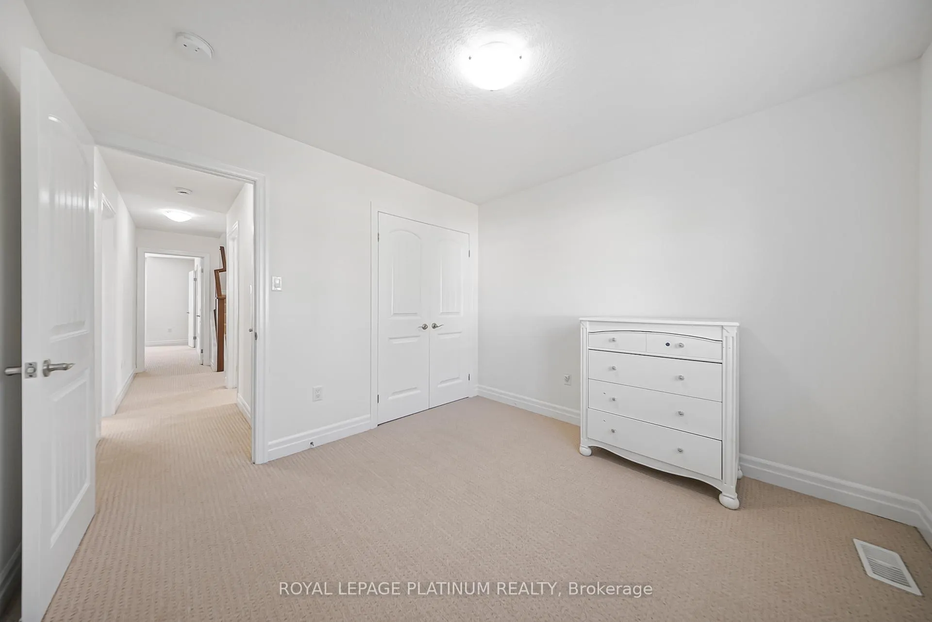 Photo 35 of 34 Samuel Drive, Guelph, Pineridge/Westminster Woods — HOMEH