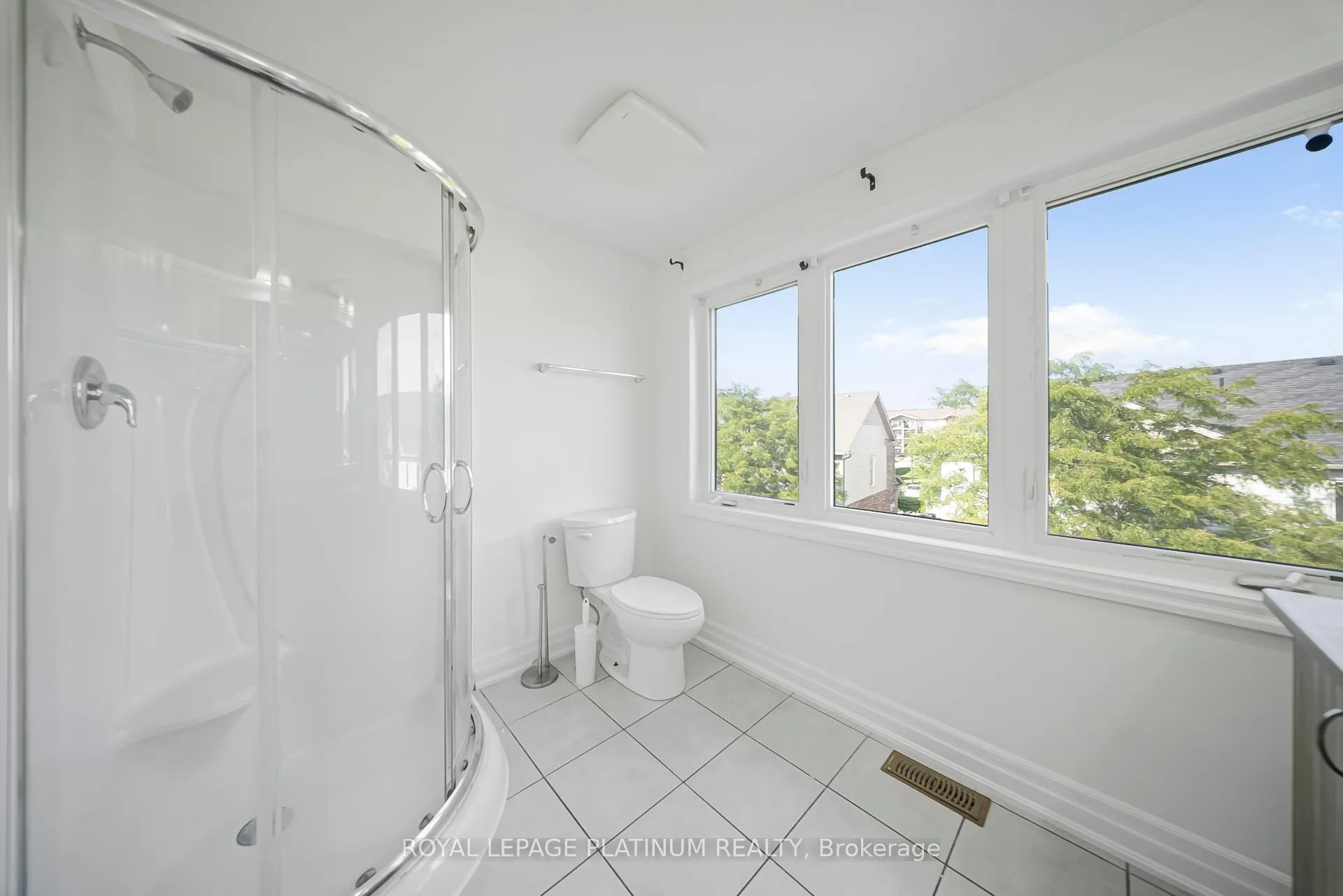 Photo 40 of 34 Samuel Drive, Guelph, Pineridge/Westminster Woods — HOMEH