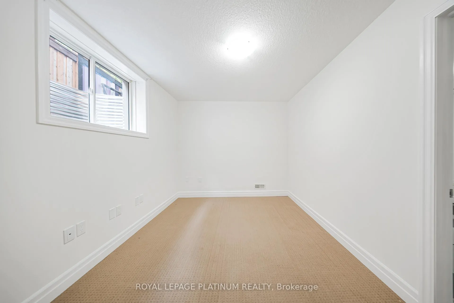 Photo 43 of 34 Samuel Drive, Guelph, Pineridge/Westminster Woods — HOMEH