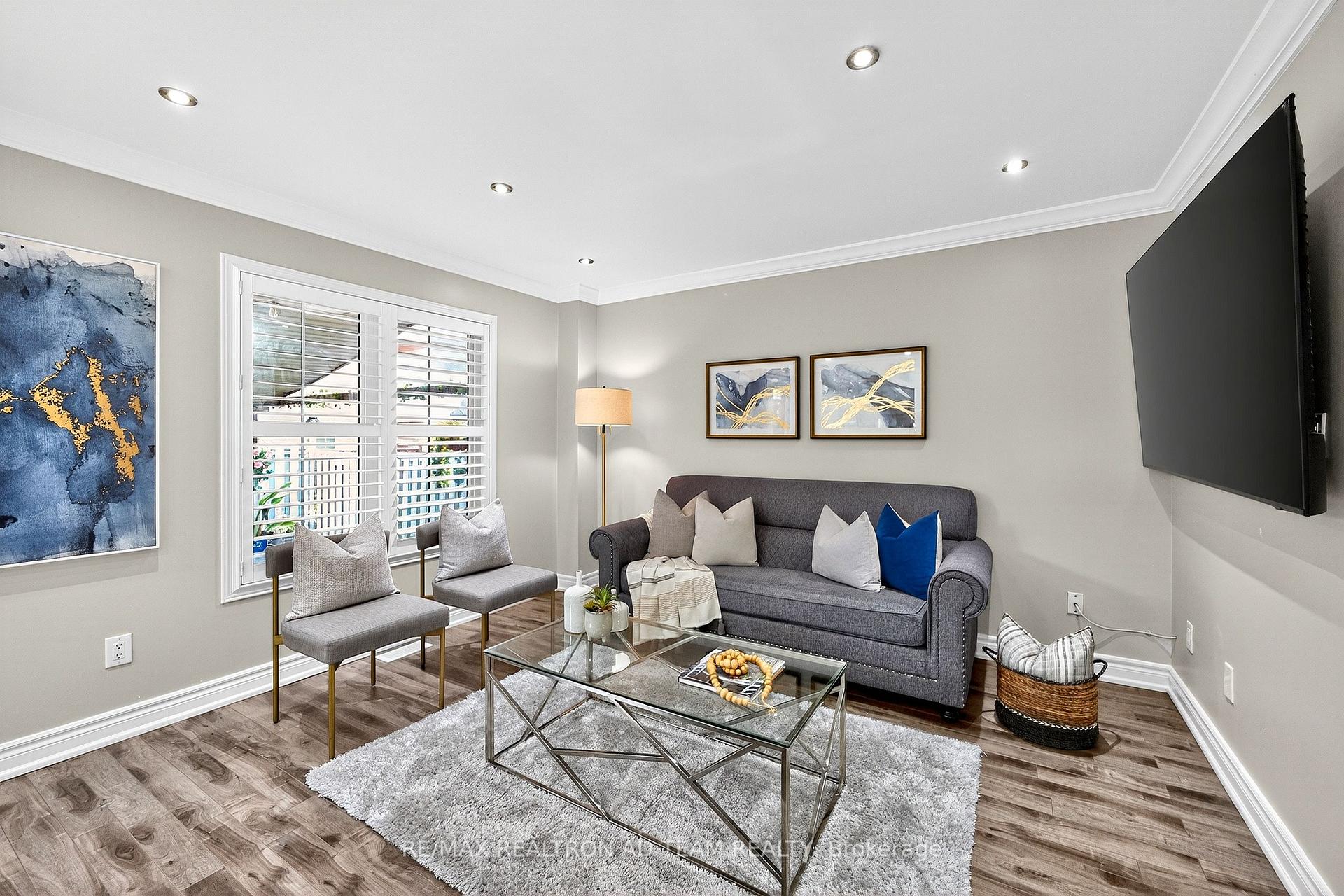 Photo 8 of 13 Carpendale Crescent, Ajax, Northeast Ajax — HOMEH