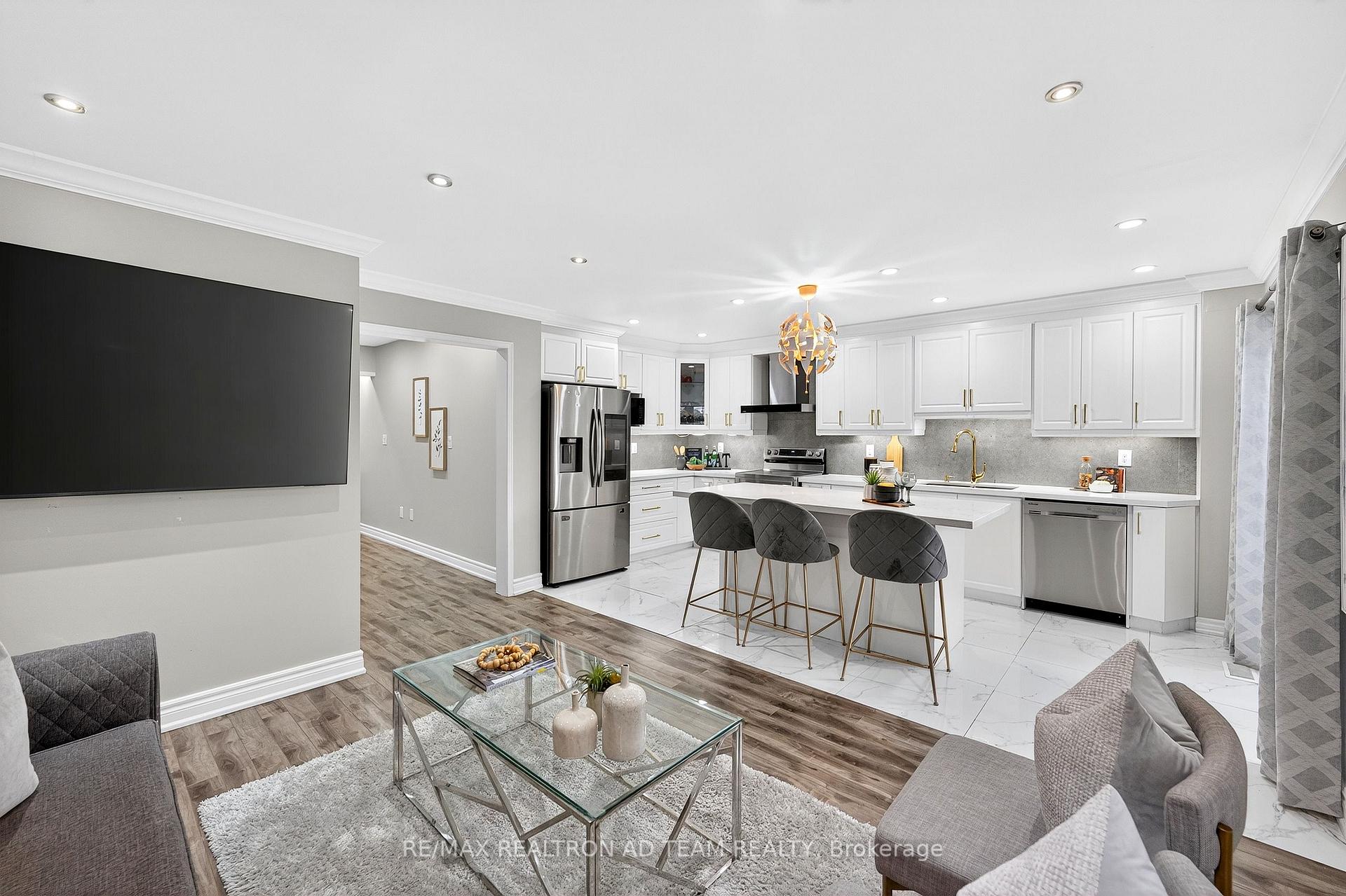 Photo 9 of 13 Carpendale Crescent, Ajax, Northeast Ajax — HOMEH
