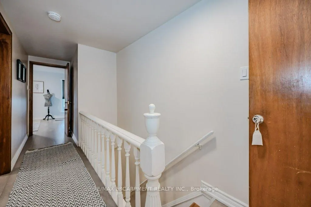 Photo 21 of 63 Beechwood Avenue, Hamilton, Stipley — HOMEH