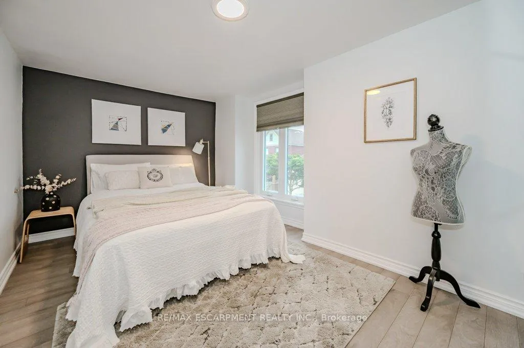Photo 22 of 63 Beechwood Avenue, Hamilton, Stipley — HOMEH