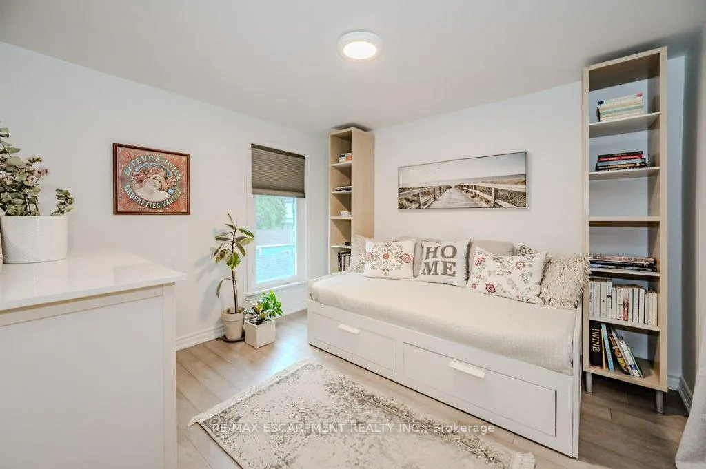 Photo 28 of 63 Beechwood Avenue, Hamilton, Stipley — HOMEH