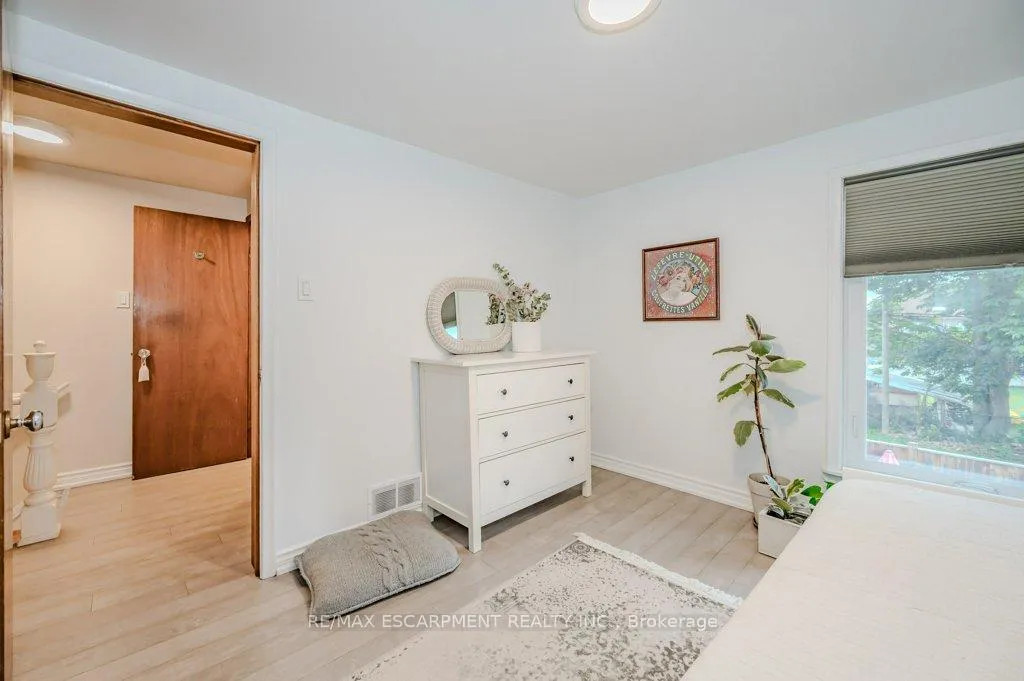 Photo 30 of 63 Beechwood Avenue, Hamilton, Stipley — HOMEH