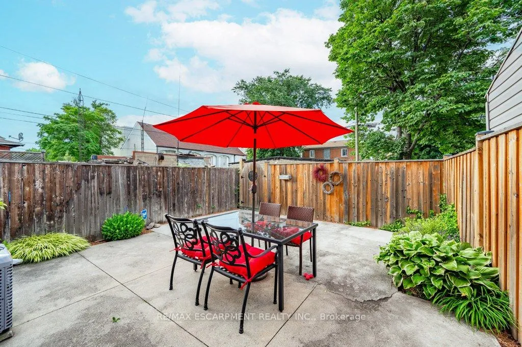 Photo 41 of 63 Beechwood Avenue, Hamilton, Stipley — HOMEH