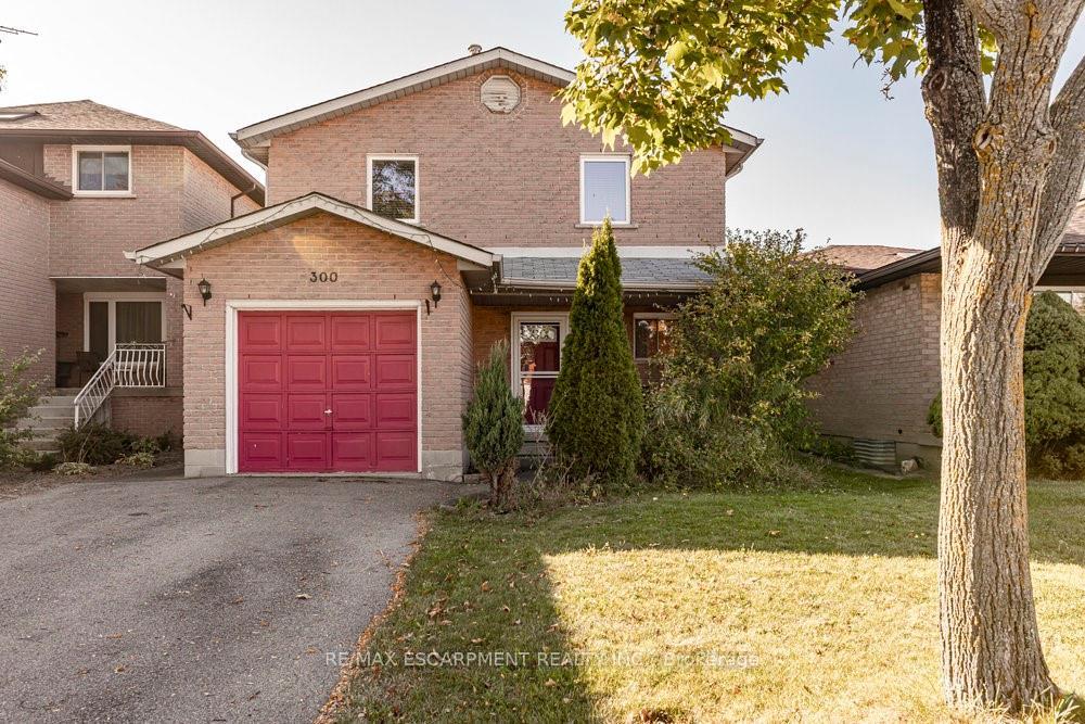 Photo 1 of 300 Crerar Drive, Hamilton, Crerar — HOMEH