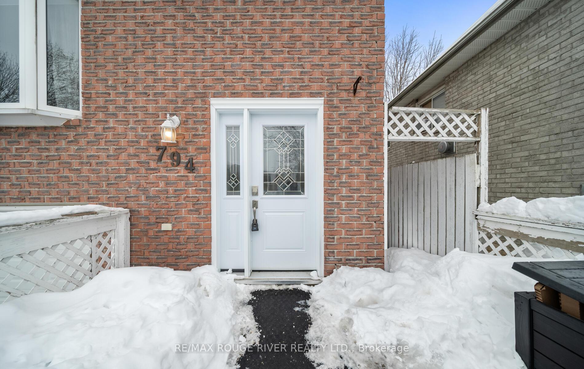 Photo 4 of 794 Mountain Ash Road E, Peterborough, Otonabee Ward 1 — HOMEH
