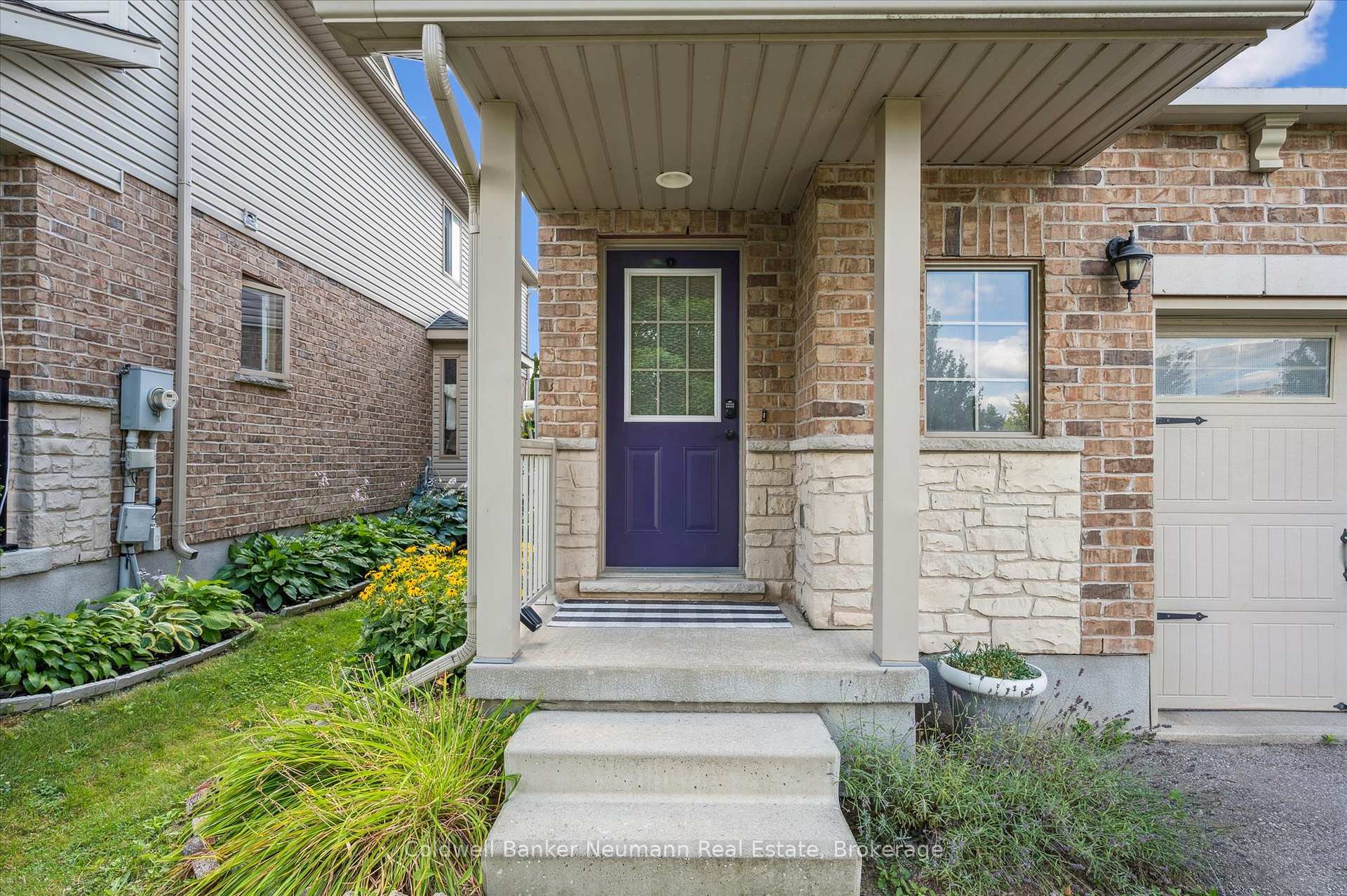 Photo 3 of 320 Severn Drive, Guelph, Grange Road — HOMEH
