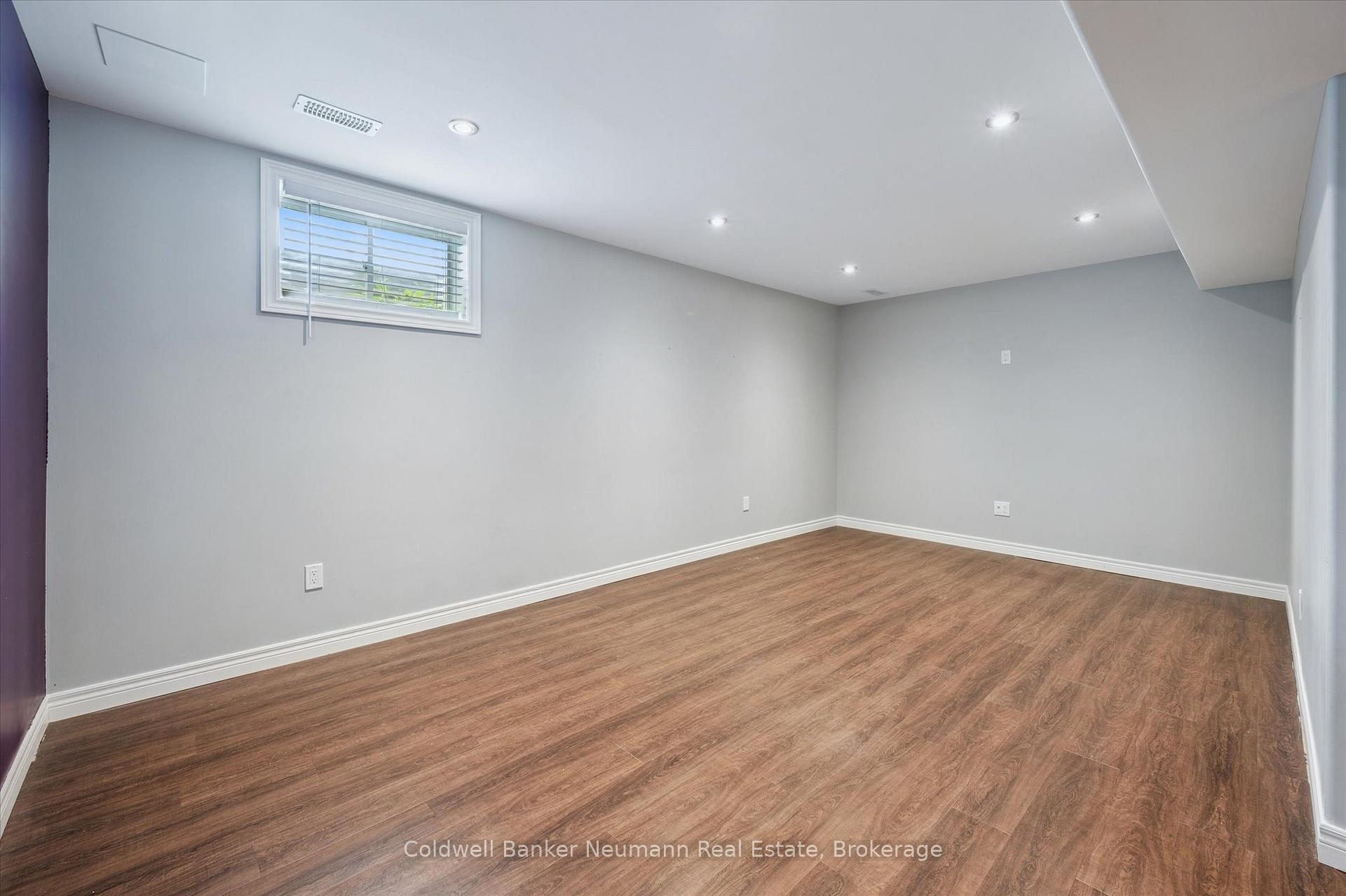 Photo 26 of 320 Severn Drive, Guelph, Grange Road — HOMEH