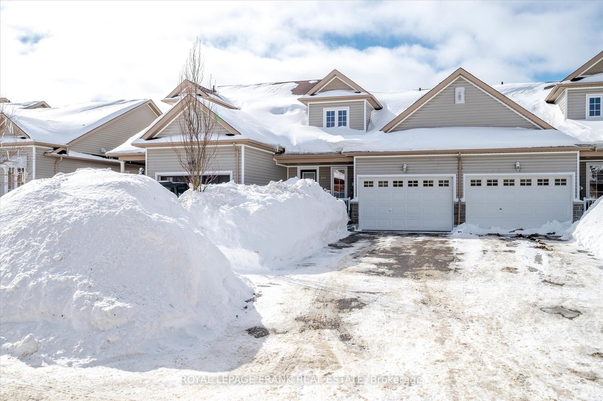 Photo 1 of 633 Tully Crescent, Peterborough, Monaghan Ward 2 — HOMEH