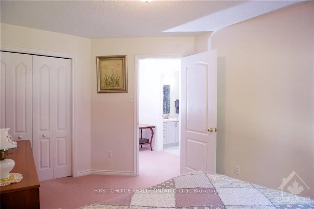 Photo 10 of 6819 Sunset Boulevard, Ottawa, Greely — HOMEH