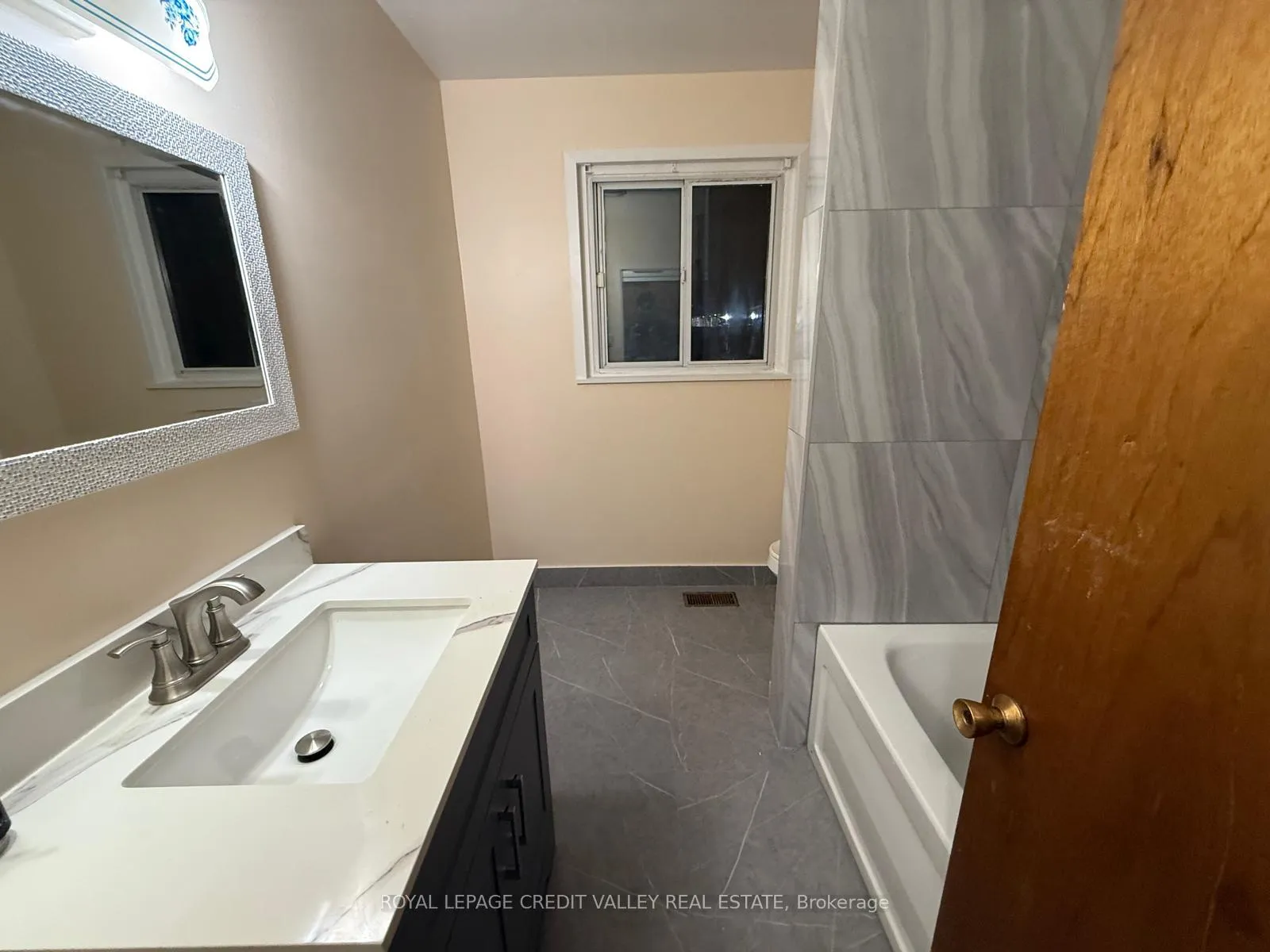 Photo 13 of 9627 Mississauga Road, Brampton, Credit Valley — HOMEH