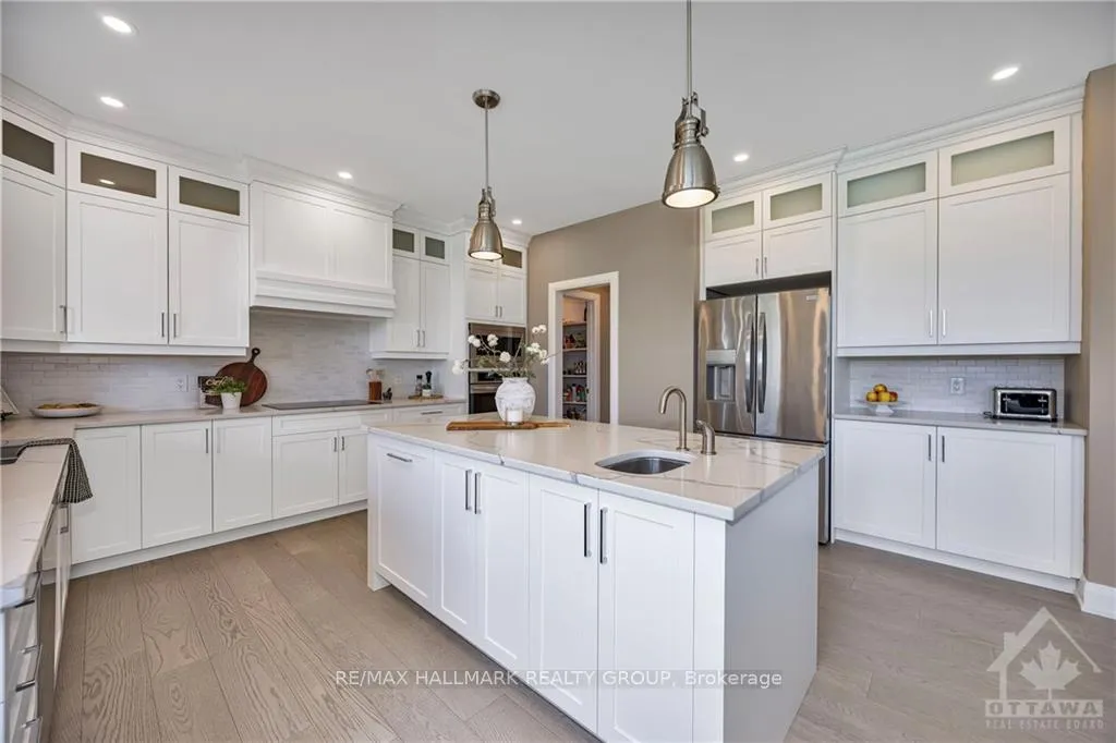 Photo 21 of 556 Shoreway Drive, Ottawa, Greely — HOMEH