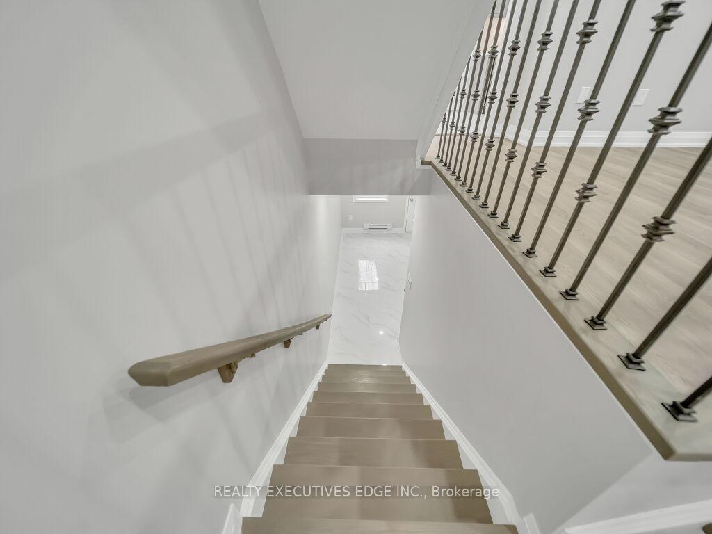 Photo 5 of Unit 70, 6020 Derry Road, Milton, Scott — HOMEH