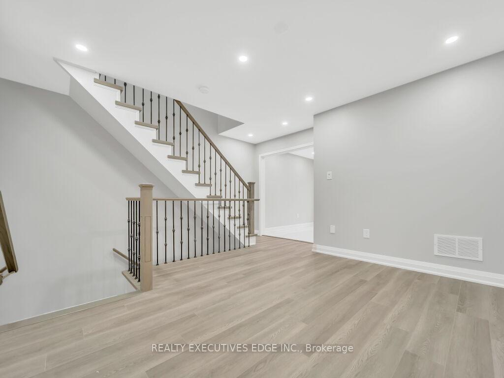 Photo 10 of Unit 70, 6020 Derry Road, Milton, Scott — HOMEH
