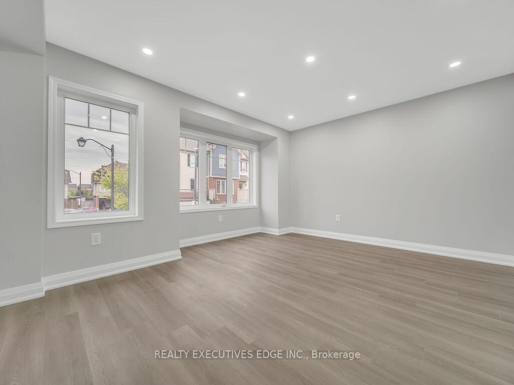 Photo 14 of Unit 70, 6020 Derry Road, Milton, Scott — HOMEH