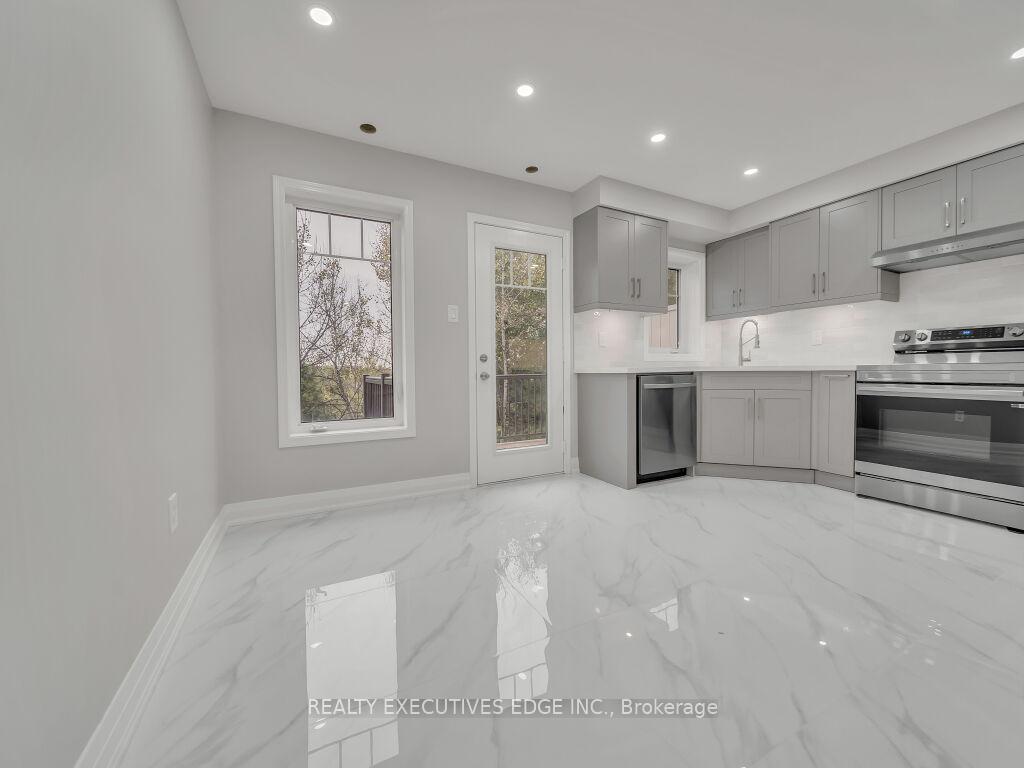 Photo 17 of Unit 70, 6020 Derry Road, Milton, Scott — HOMEH