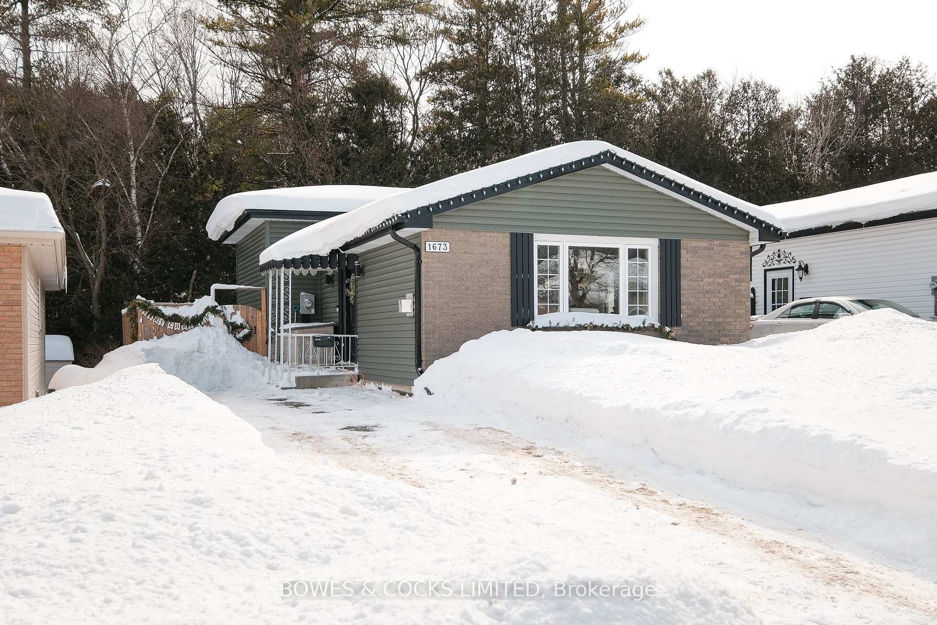 Front of 1673 Redwood Drive