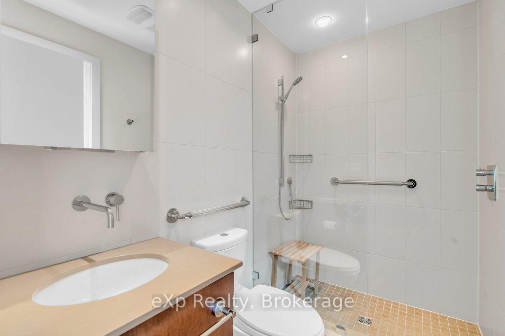 Photo 15 of 18 Colborn Street, Guelph, Kortright East — HOMEH