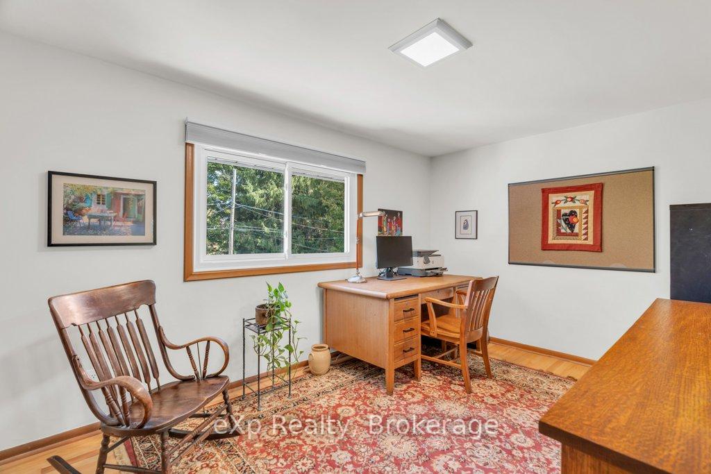 Photo 19 of 18 Colborn Street, Guelph, Kortright East — HOMEH
