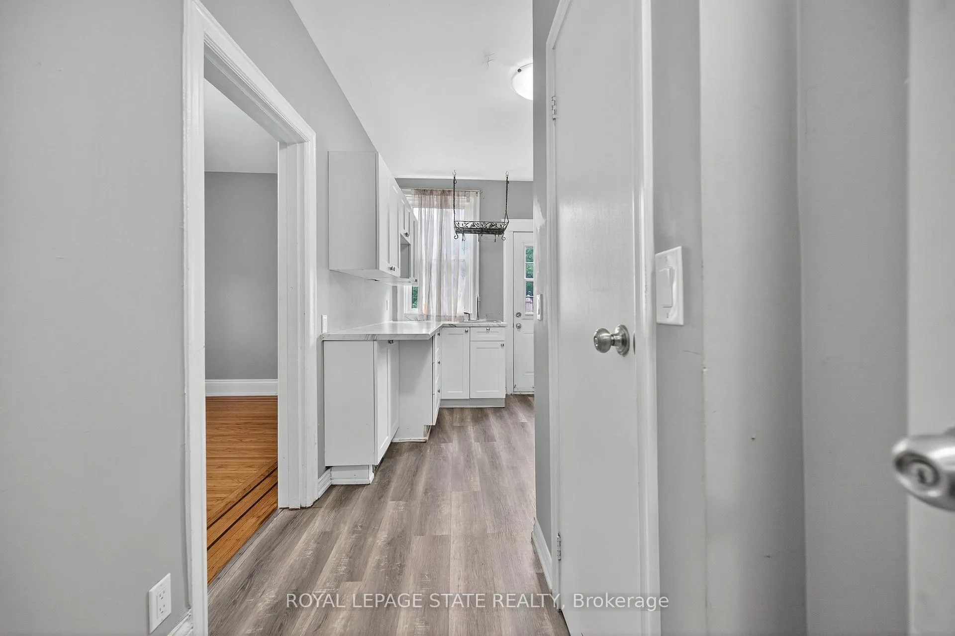 Photo 4 of 188 Stinson Street, Hamilton, Stinson — HOMEH