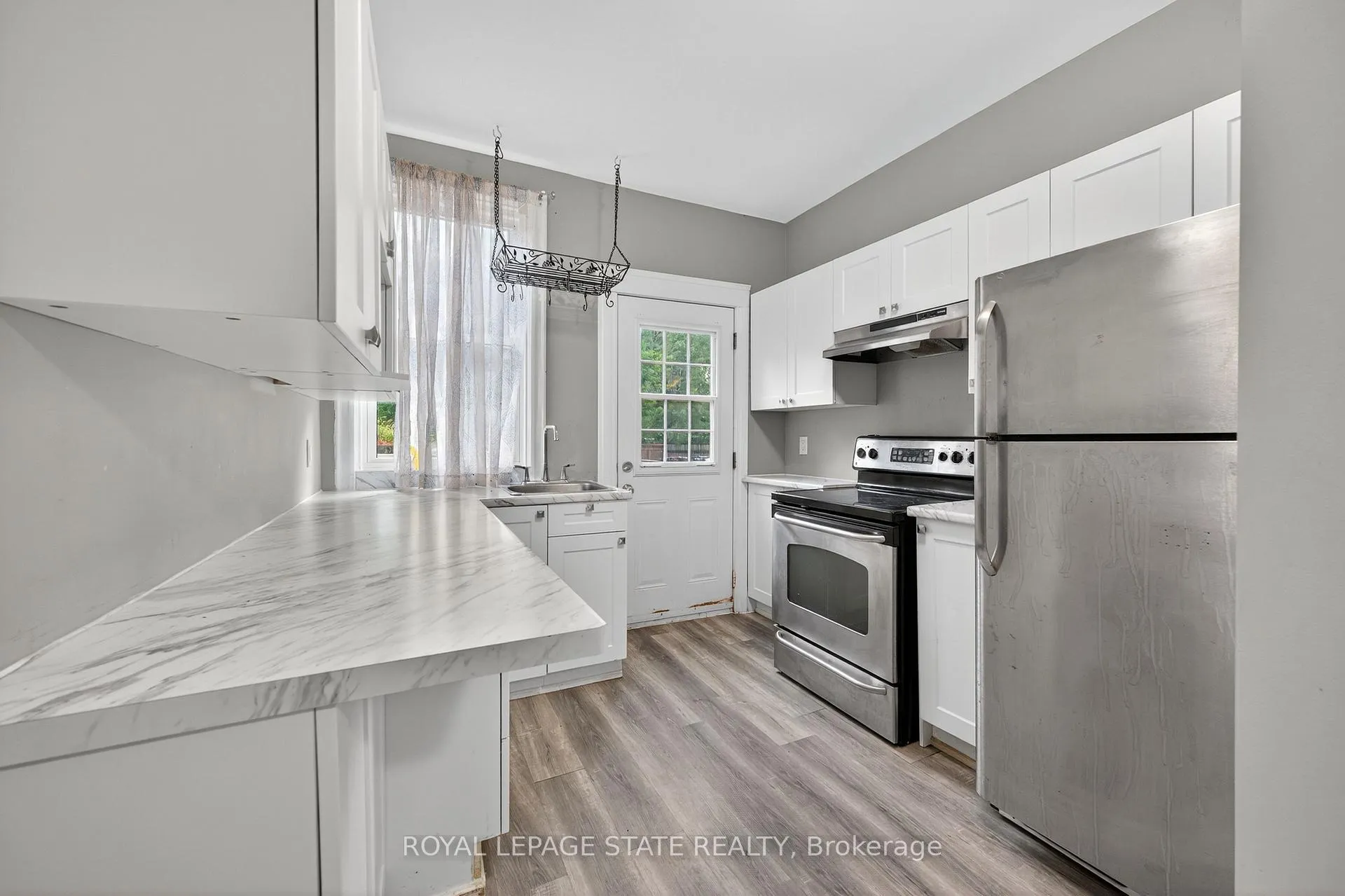 Photo 5 of 188 Stinson Street, Hamilton, Stinson — HOMEH
