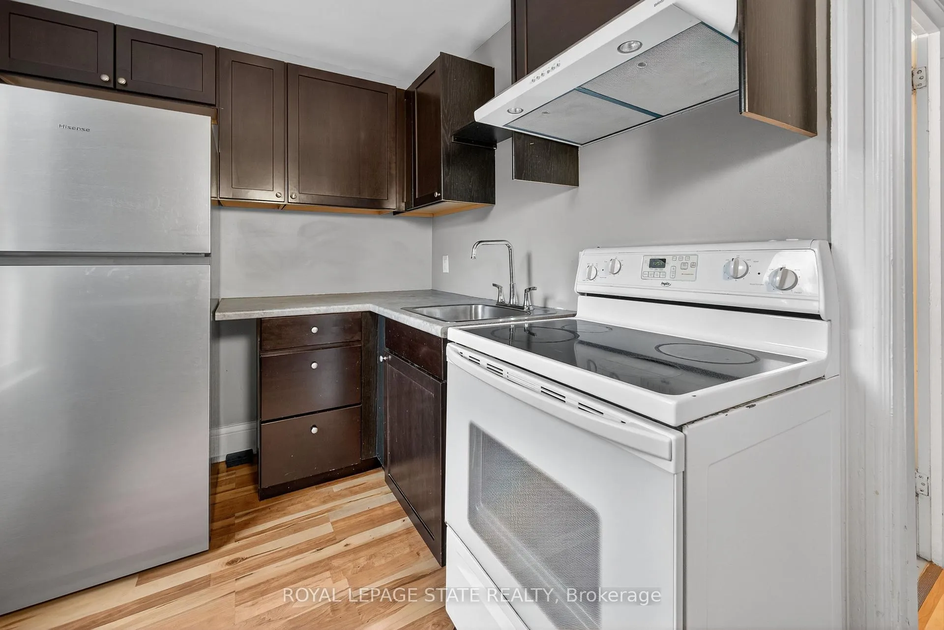 Photo 23 of 188 Stinson Street, Hamilton, Stinson — HOMEH