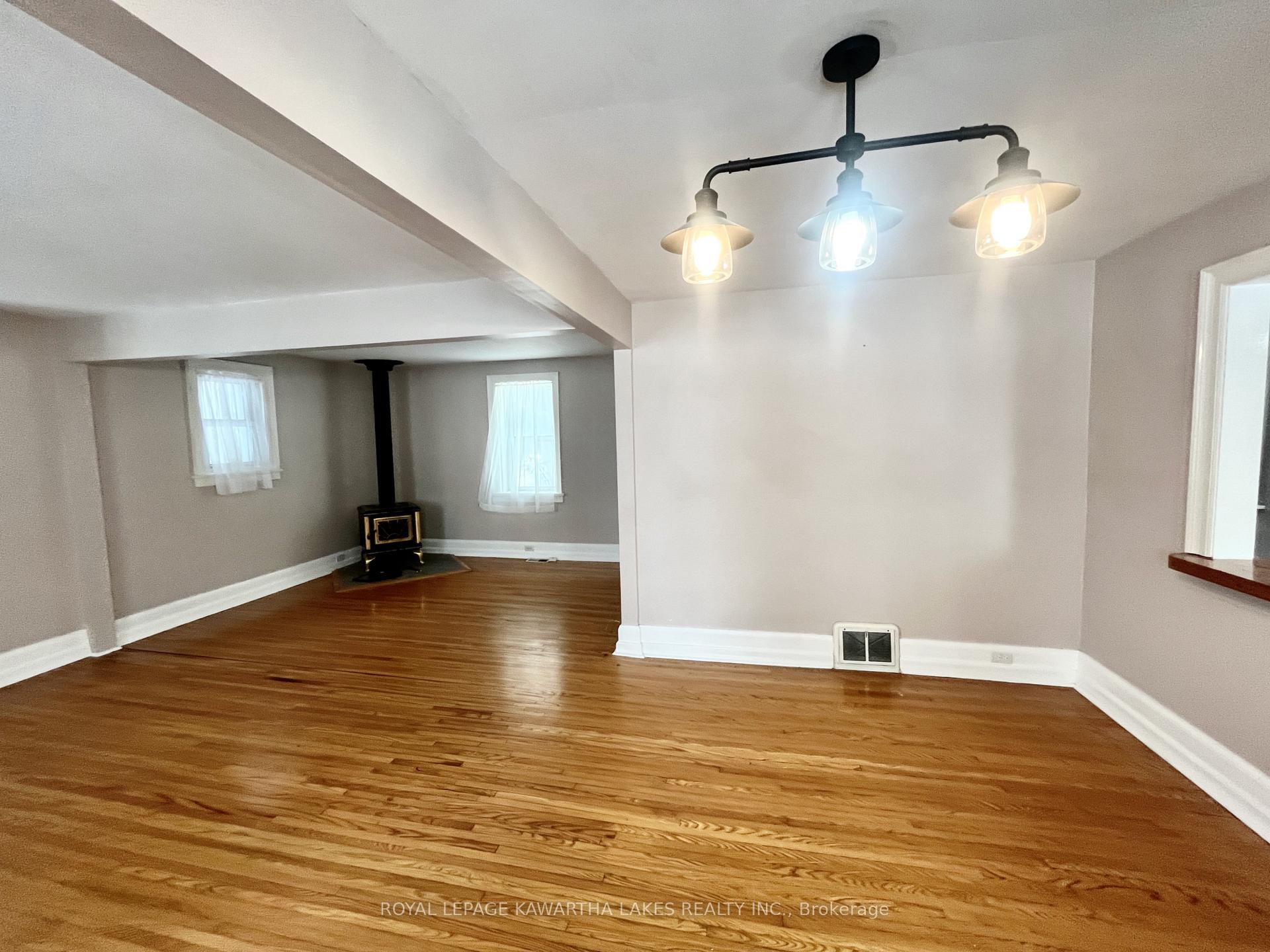 Photo 7 of 1210 Durham Rd 15, Brock, Beaverton — HOMEH
