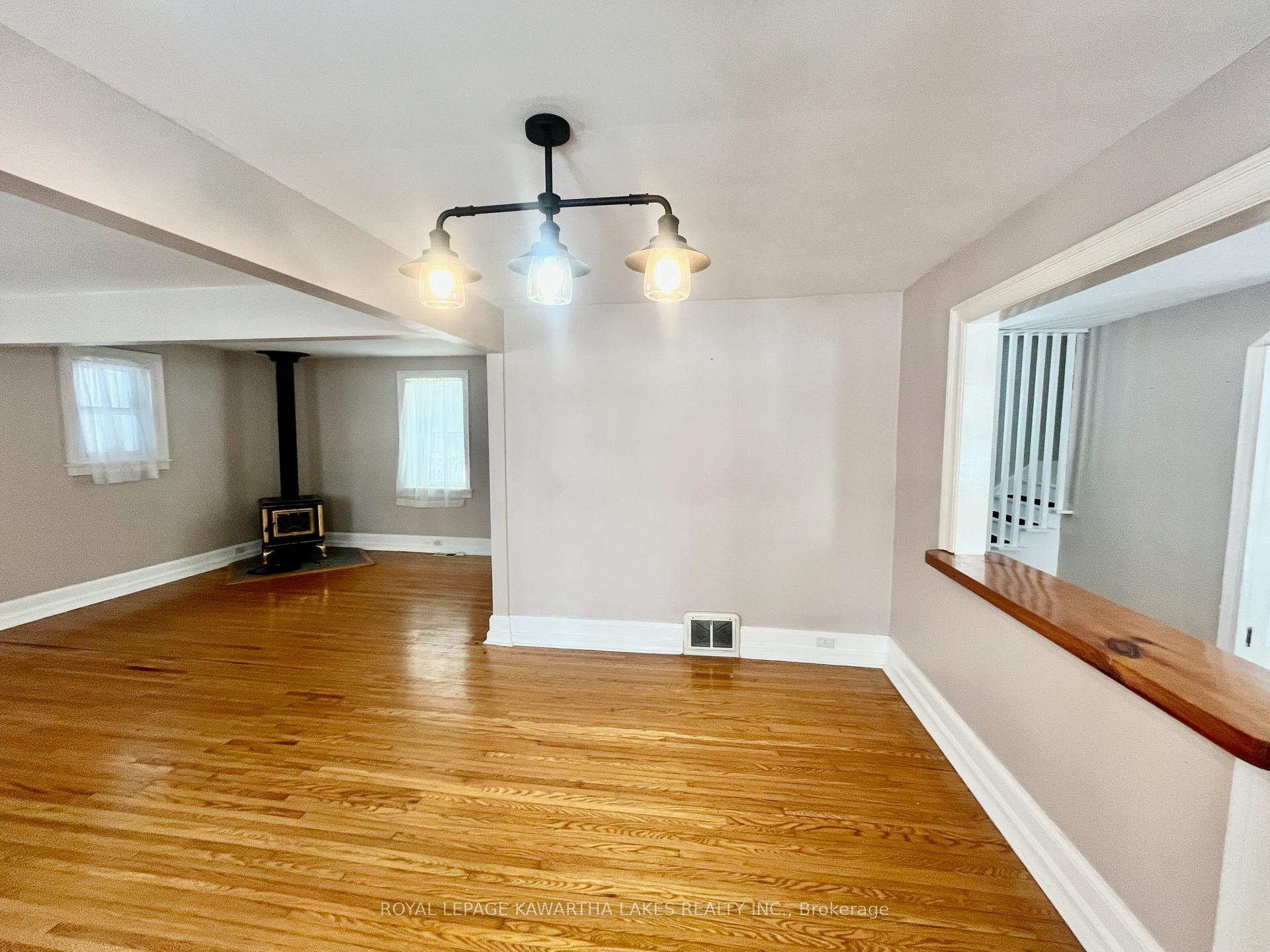 Photo 10 of 1210 Durham Rd 15, Brock, Beaverton — HOMEH