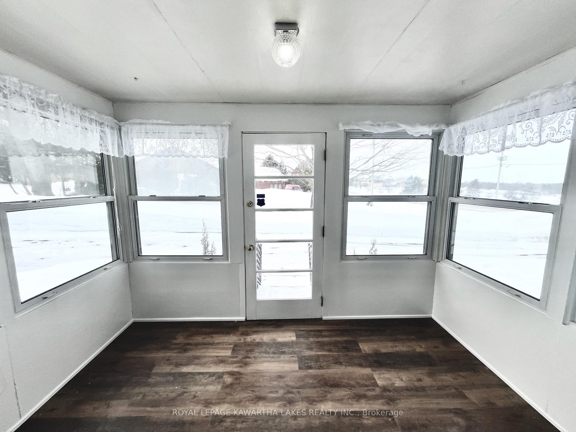 Photo 11 of 1210 Durham Rd 15, Brock, Beaverton — HOMEH