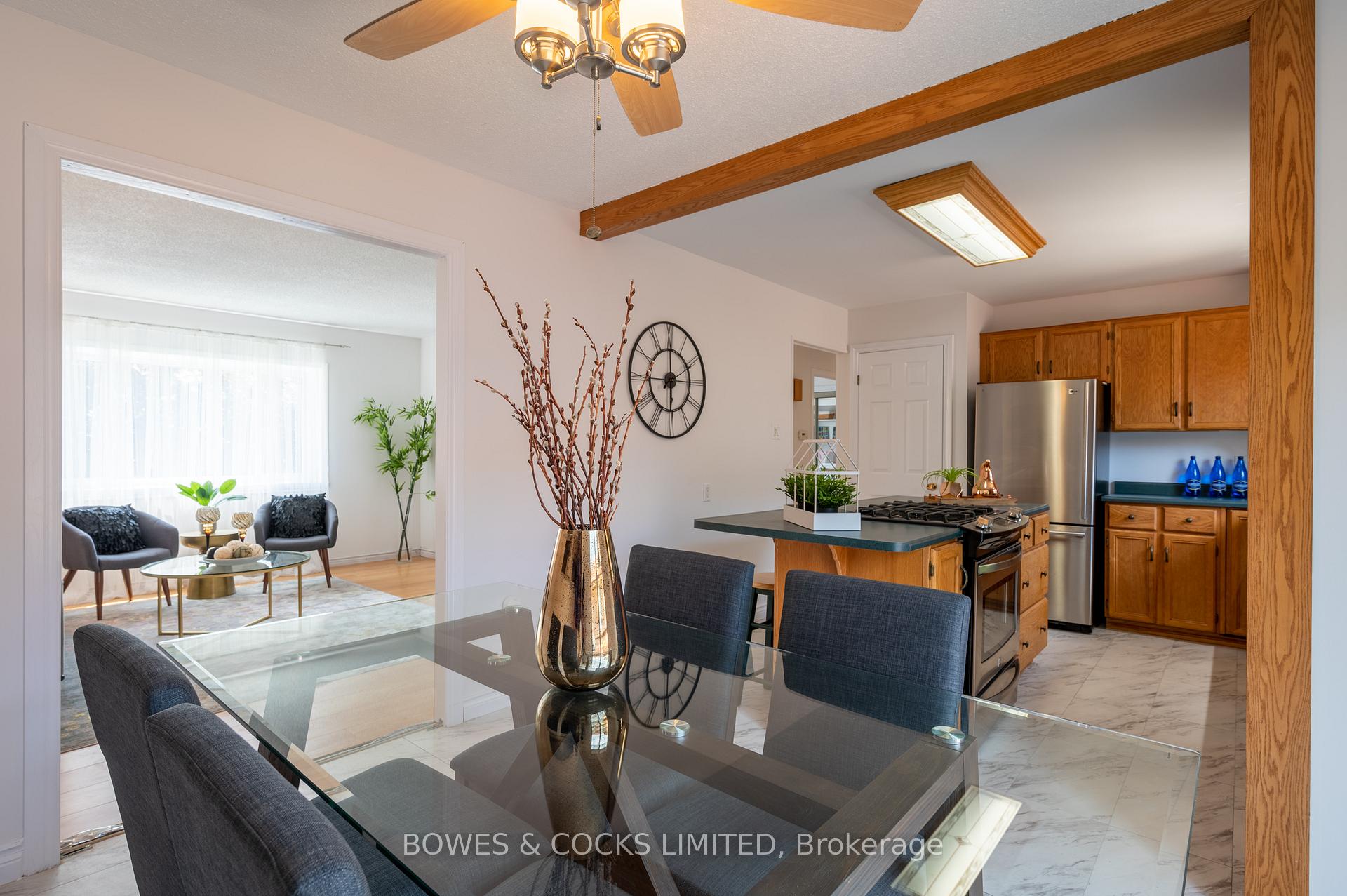 Photo 16 of 2233 Denure Drive, Peterborough, Monaghan Ward 2 — HOMEH