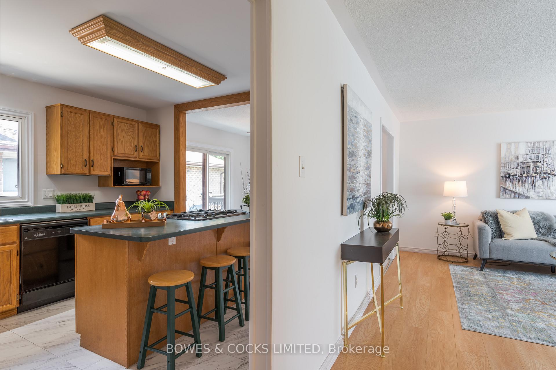 Photo 23 of 2233 Denure Drive, Peterborough, Monaghan Ward 2 — HOMEH