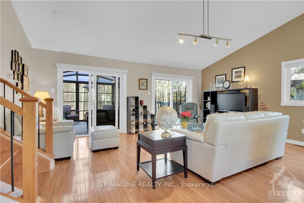 Photo 5 of 5771 Buttercup Lane, Ottawa, Osgoode — HOMEH