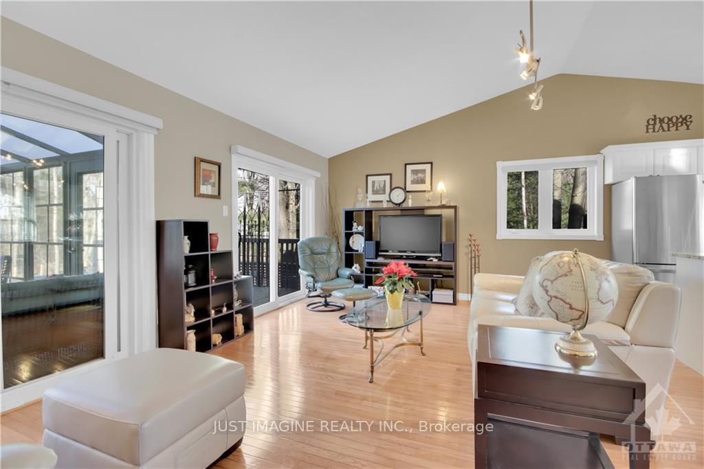Photo 7 of 5771 Buttercup Lane, Ottawa, Osgoode — HOMEH