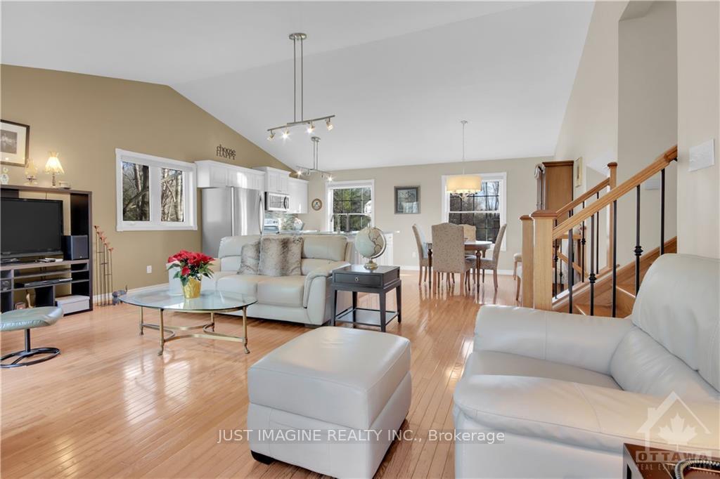 Photo 8 of 5771 Buttercup Lane, Ottawa, Osgoode — HOMEH