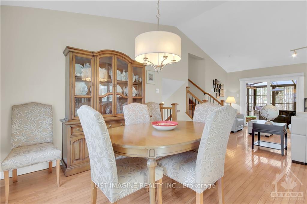 Photo 10 of 5771 Buttercup Lane, Ottawa, Osgoode — HOMEH
