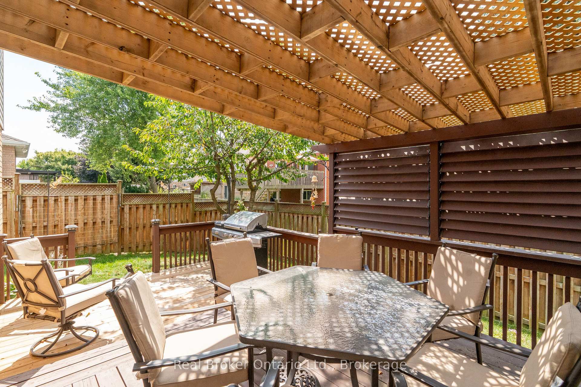 Photo 6 of 37 Borland Drive, Guelph, Clairfields/Hanlon Business Park — HOMEH