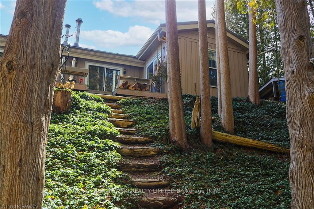 Photo 4 of 181 Talisman Mountain Drive, Grey Highlands — HOMEH