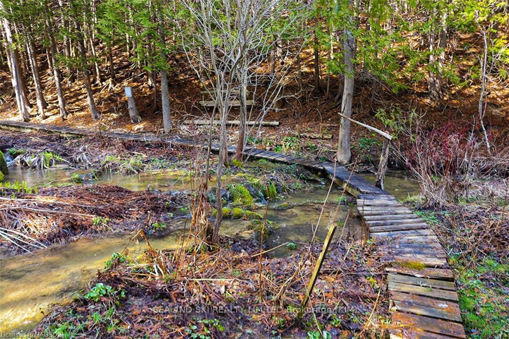 Photo 9 of 181 Talisman Mountain Drive, Grey Highlands — HOMEH