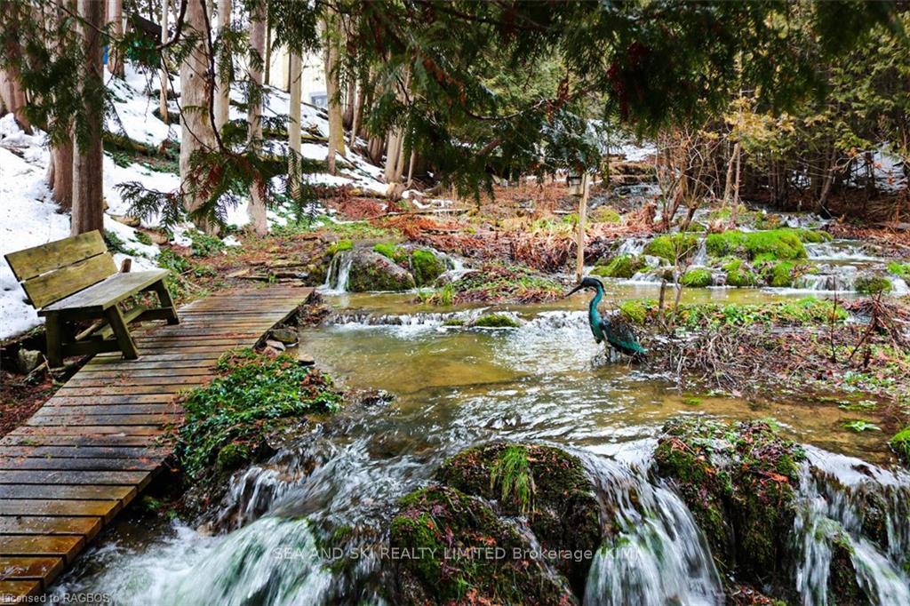 Photo 13 of 181 Talisman Mountain Drive, Grey Highlands — HOMEH