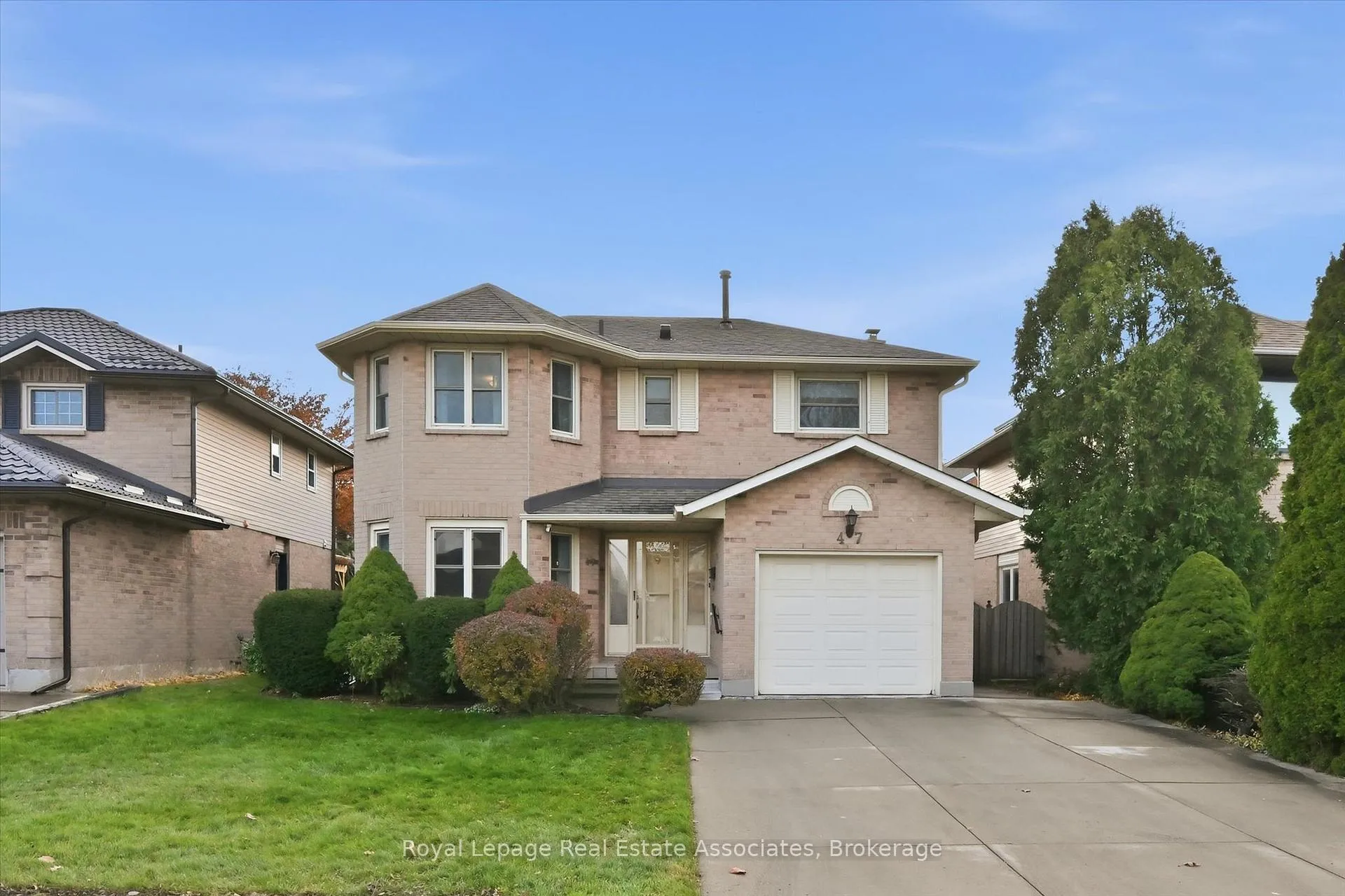 Photo 1 of 47 Elmira Drive, Hamilton, Fessenden — HOMEH