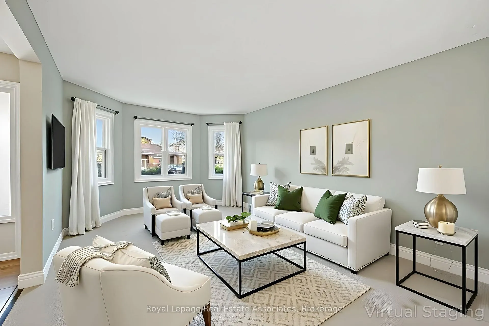 Photo 8 of 47 Elmira Drive, Hamilton, Fessenden — HOMEH