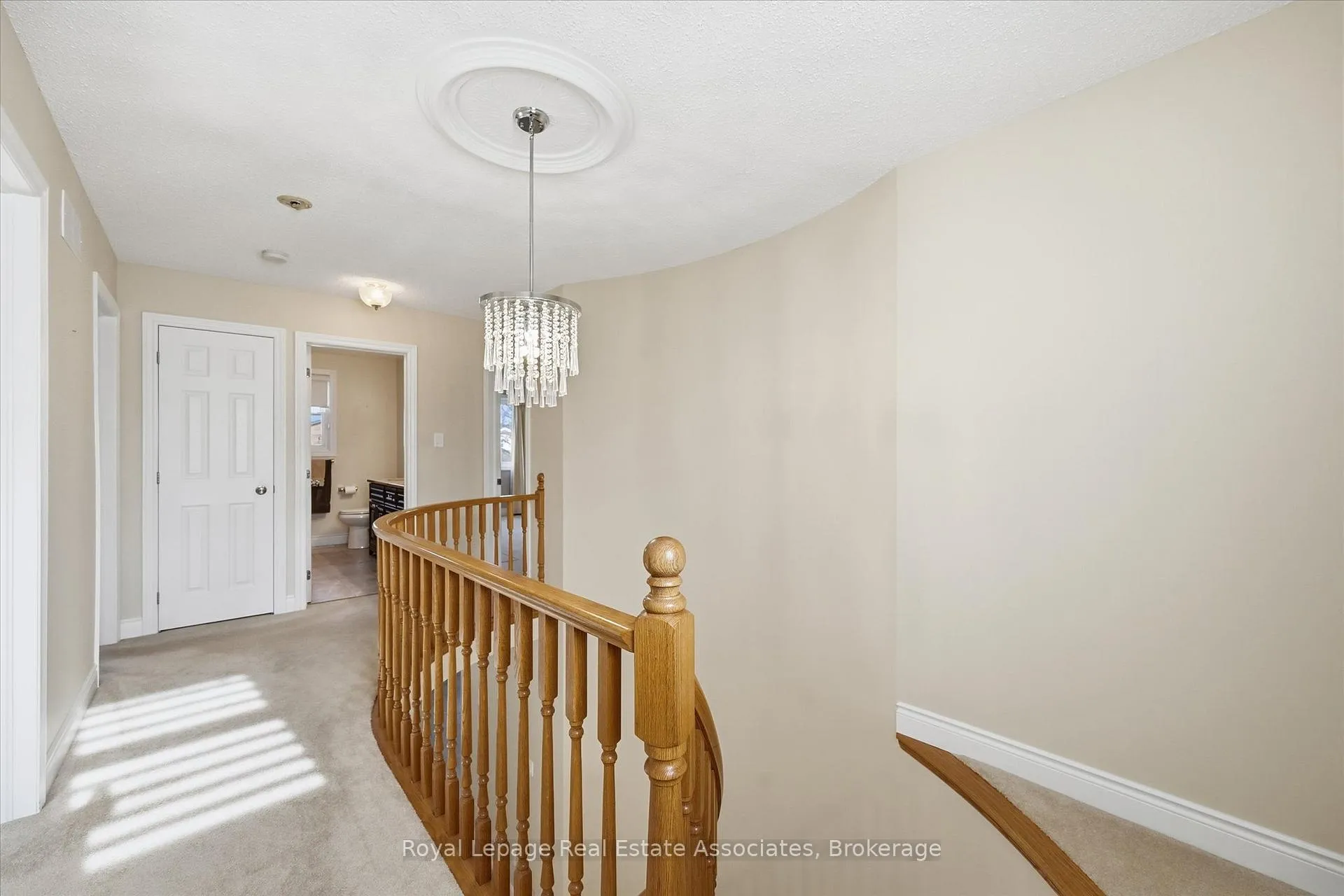Photo 25 of 47 Elmira Drive, Hamilton, Fessenden — HOMEH