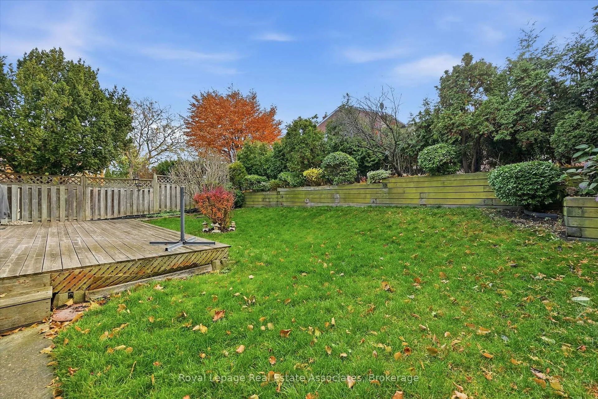 Photo 43 of 47 Elmira Drive, Hamilton, Fessenden — HOMEH