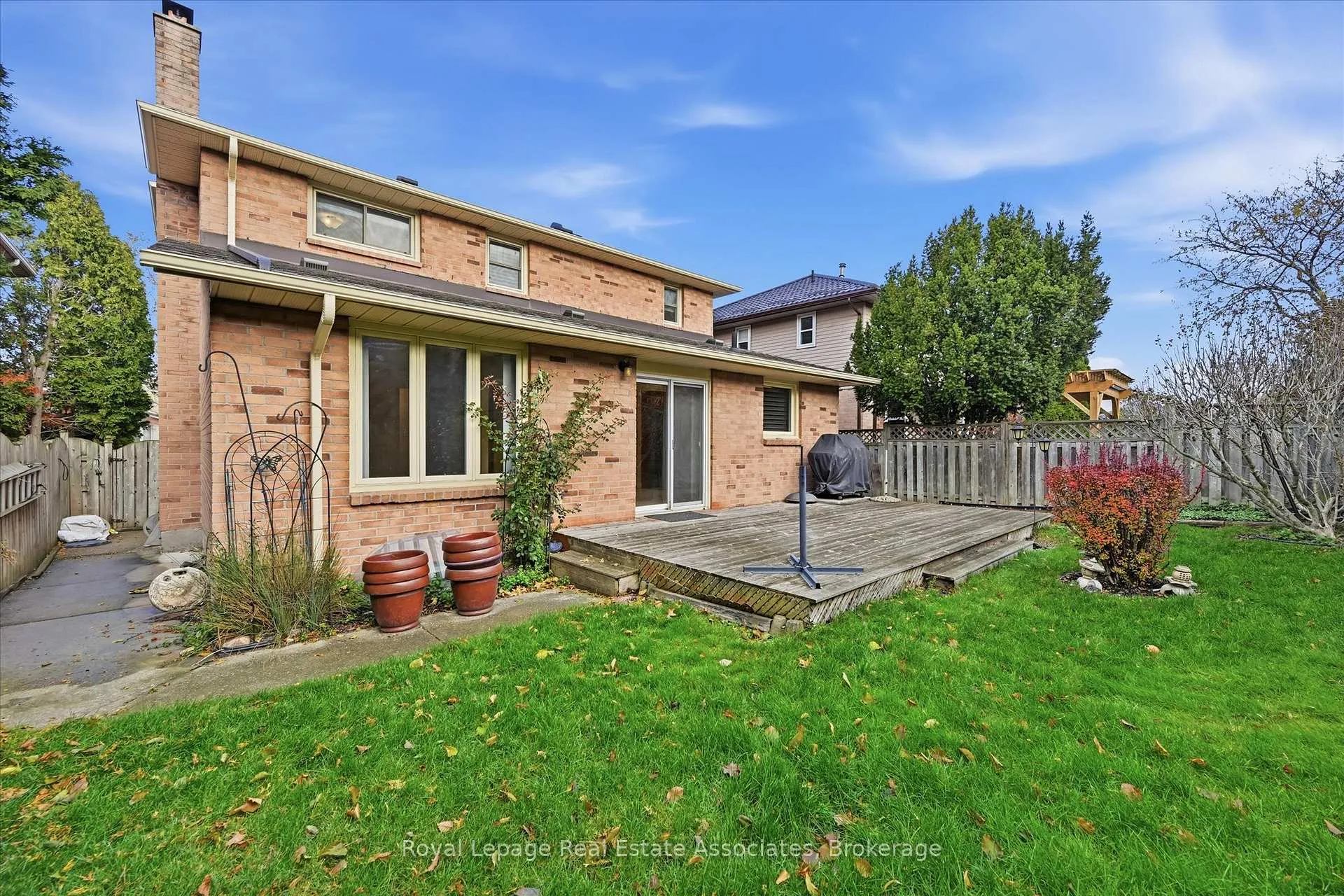 Photo 44 of 47 Elmira Drive, Hamilton, Fessenden — HOMEH