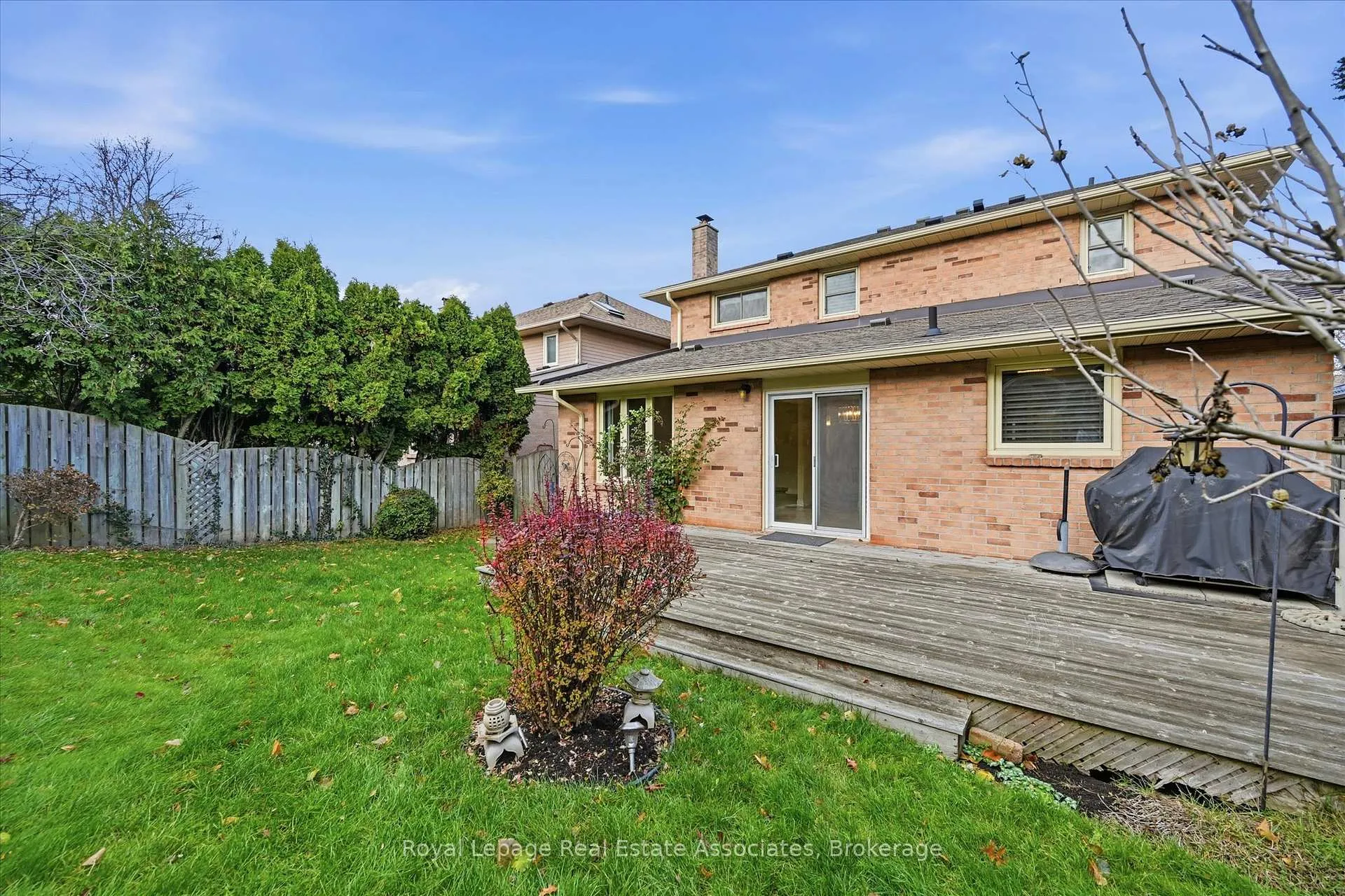 Photo 45 of 47 Elmira Drive, Hamilton, Fessenden — HOMEH