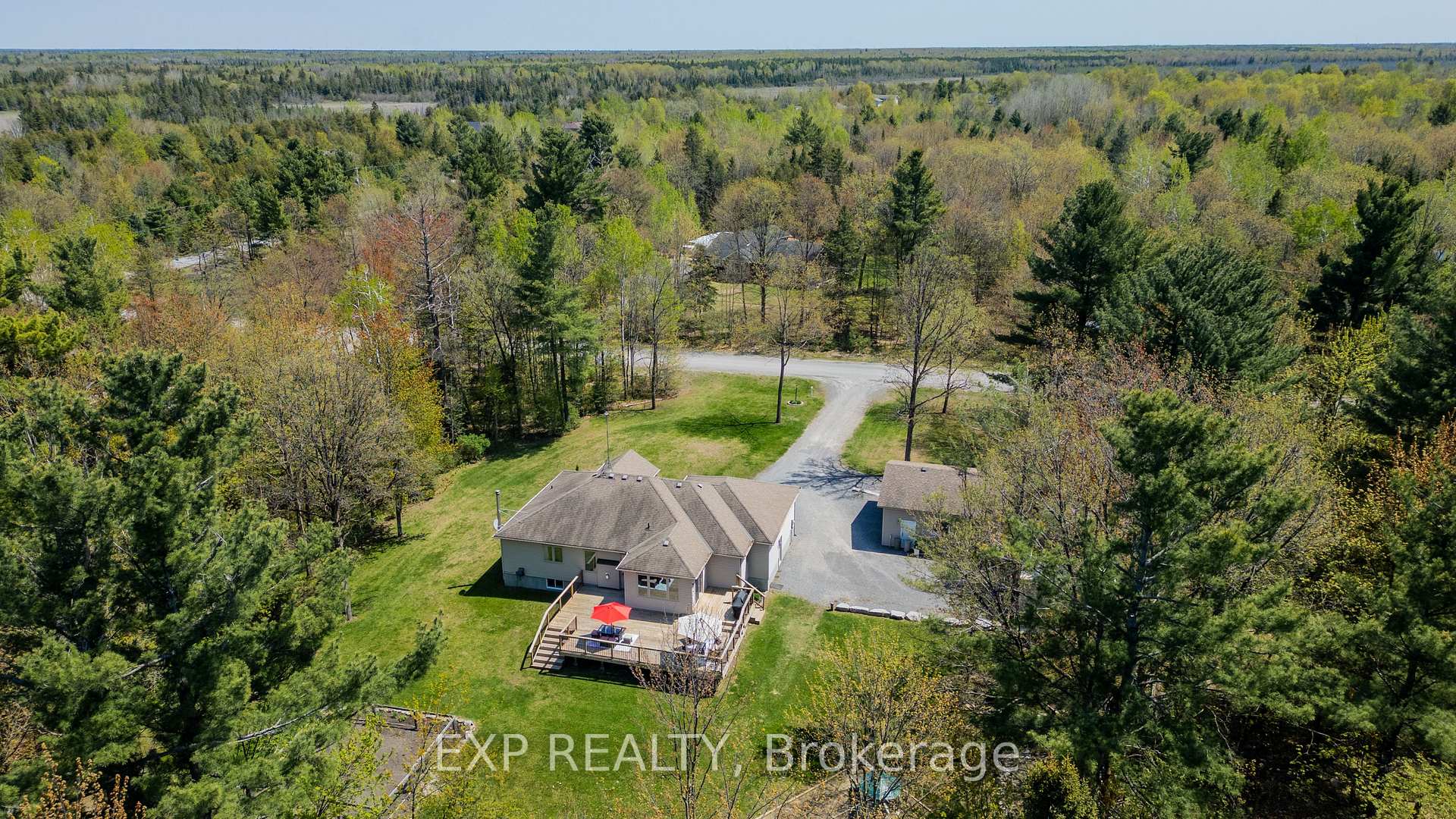 Photo 24 of 122 Irish Street, Beckwith, Beckwith Twp — HOMEH