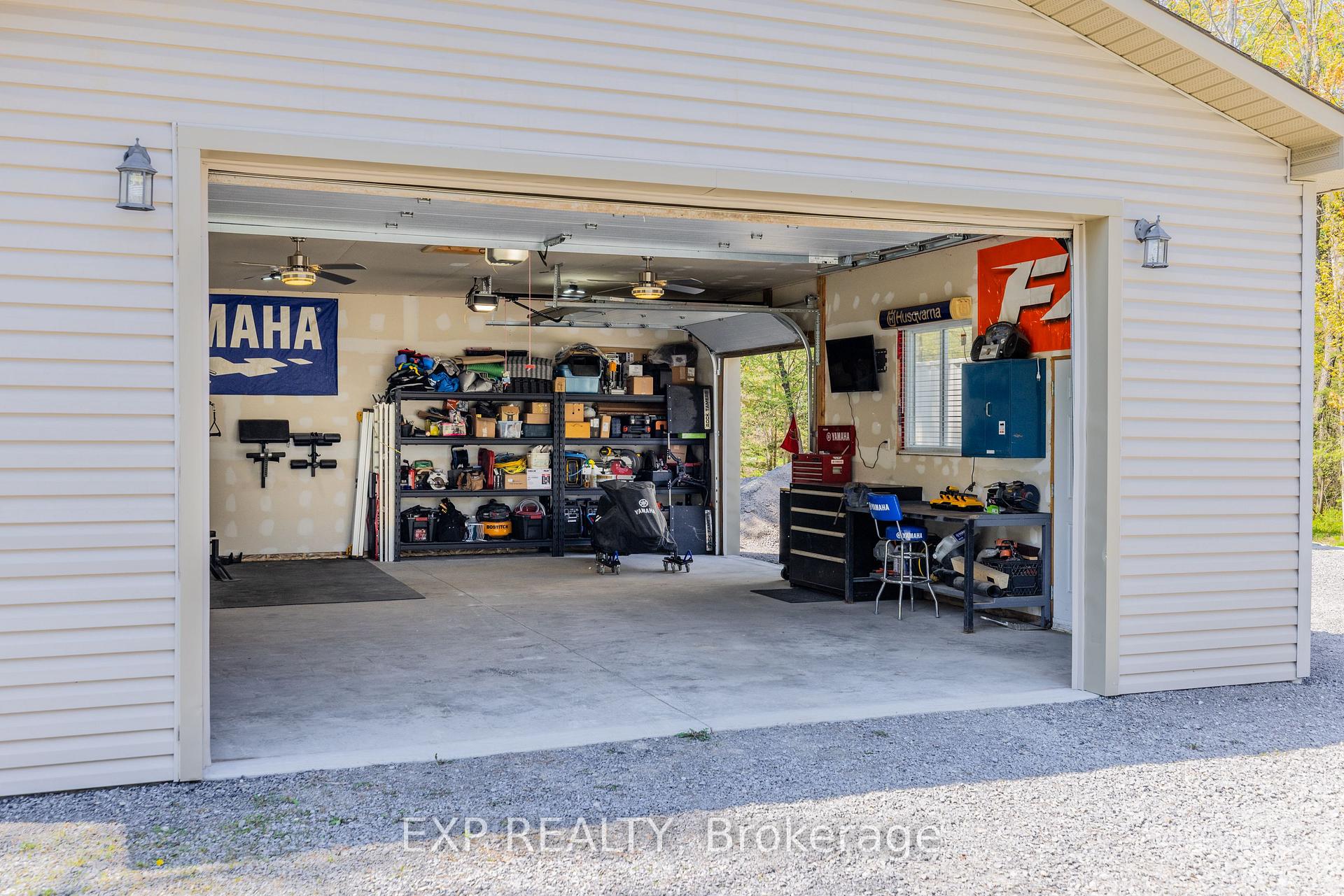 Photo 29 of 122 Irish Street, Beckwith, Beckwith Twp — HOMEH