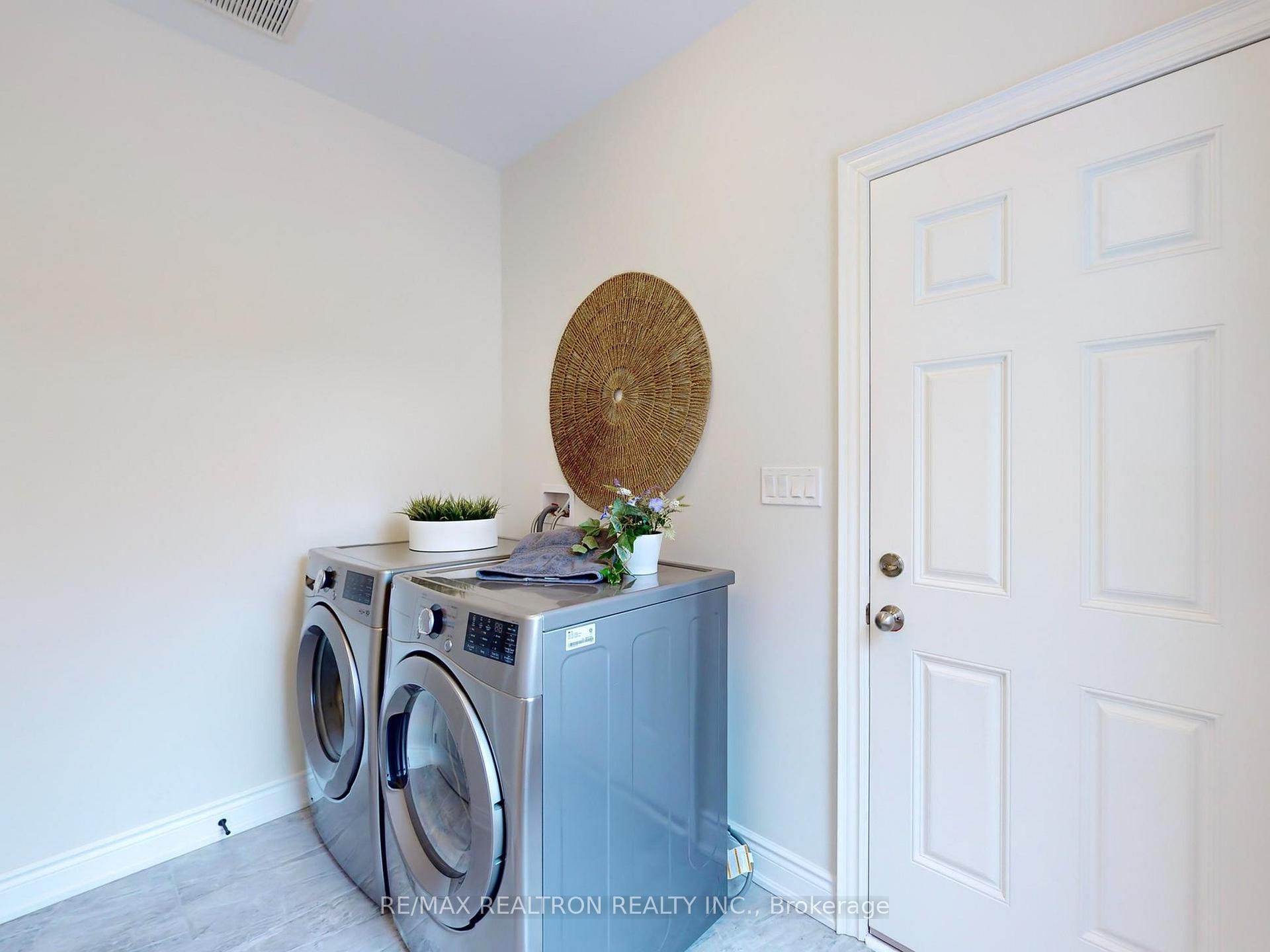 Photo 33 of 1078 Rippingale Trail, Peterborough, Northcrest Ward 5 — HOMEH